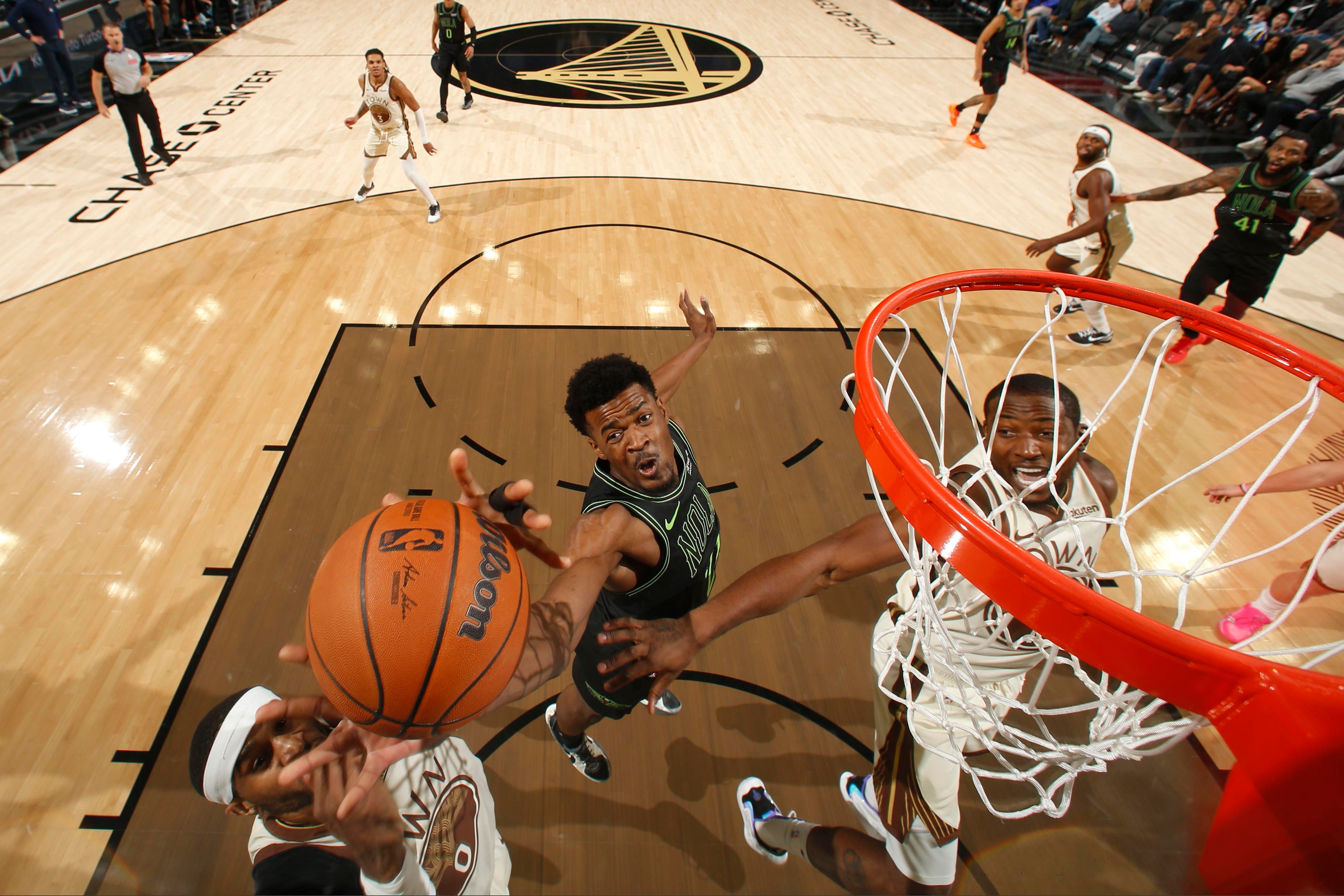 Warriors reportedly showing trade interest in Pelicans C Yves Missi